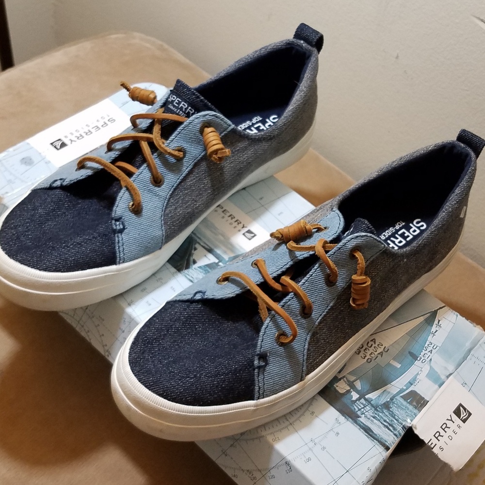 Sperrys Women TopSider Denim size 10 Sneakers.
